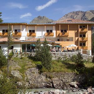 Hotel zum See